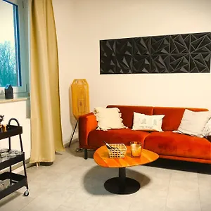 Getaway - Balkon - Kueche - Ruhe - Waesche - S-bahn - 60 Qm Duisburg